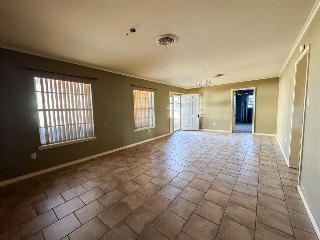 1005 North 7th Street Haskell, TX 79521 - Photo 5 of 31