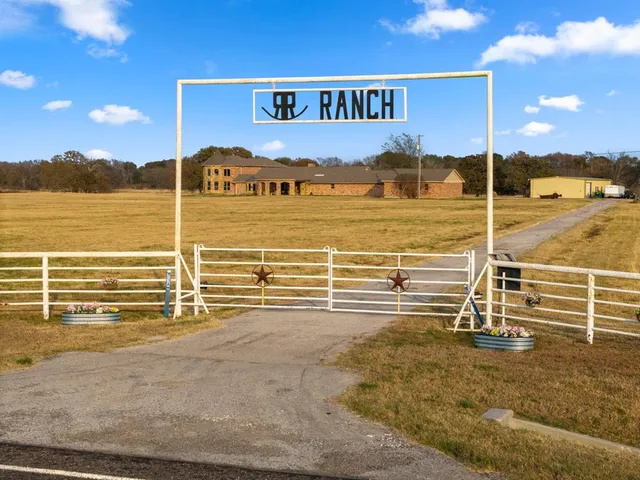 a view of a building