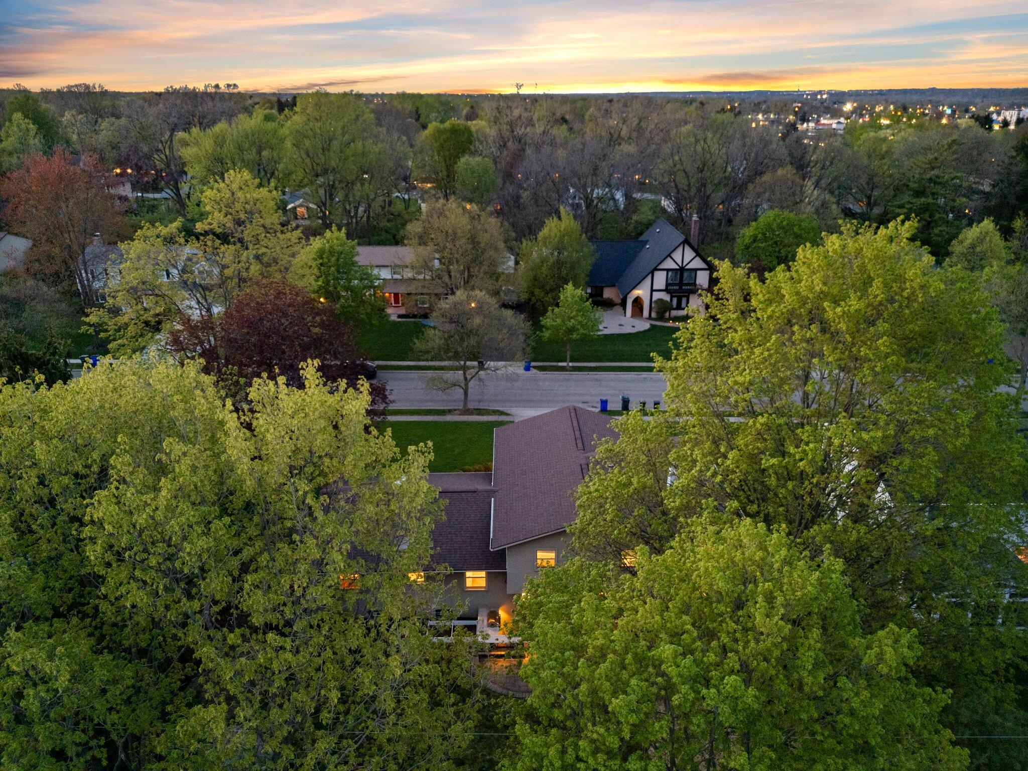 1269 Windham Road Columbus, OH 43220 - Photo 67 of 82 Aerial View