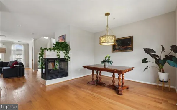 $639,900 | 327 Cross Green Street, Unit 327B, Gaithersburg, MD 20878