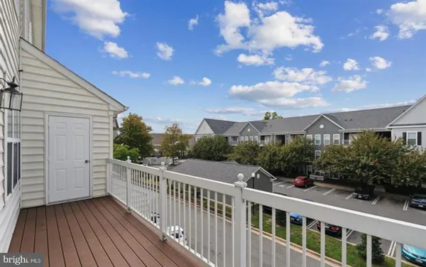 $639,900 | 327 Cross Green Street, Unit 327B, Gaithersburg, MD 20878