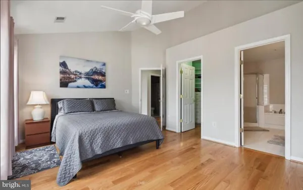 $639,900 | 327 Cross Green Street, Unit 327B, Gaithersburg, MD 20878