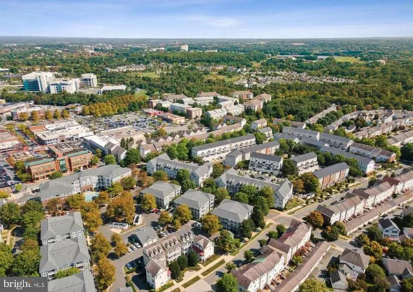 $639,900 | 327 Cross Green Street, Unit 327B, Gaithersburg, MD 20878