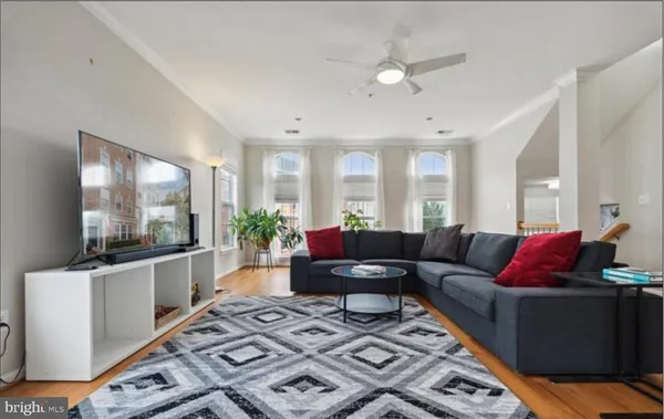 $639,900 | 327 Cross Green Street, Unit 327B, Gaithersburg, MD 20878