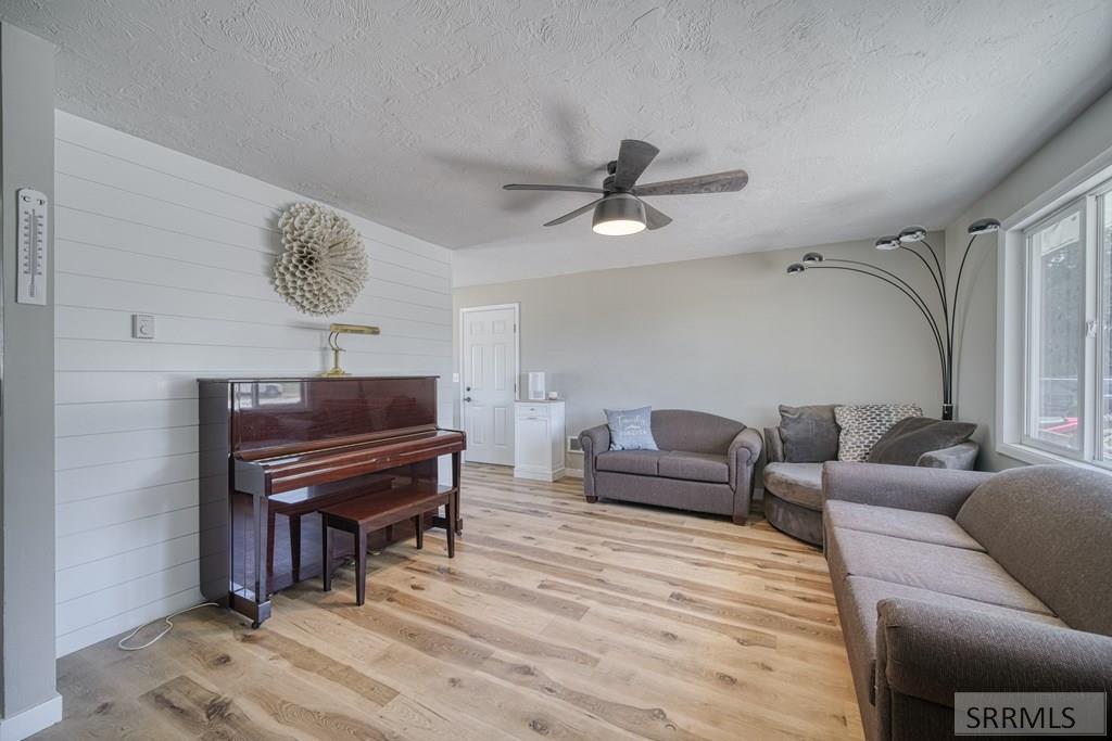 3815 East 200 North Rigby, ID 83442 - Photo 3 of 27