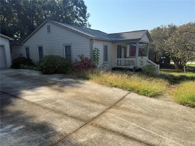 $199,900 | 107 South Laurel Street, Walhalla, SC 29691