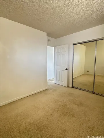 $2,400 | 5210 Likini Street, Unit 406, Honolulu, HI 96818