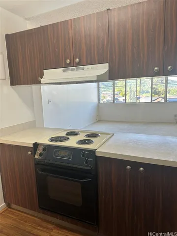 $2,400 | 5210 Likini Street, Unit 406, Honolulu, HI 96818