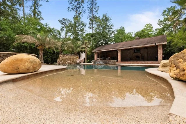 $599,000 | 125 Chamale Drive, Slidell, LA 70460