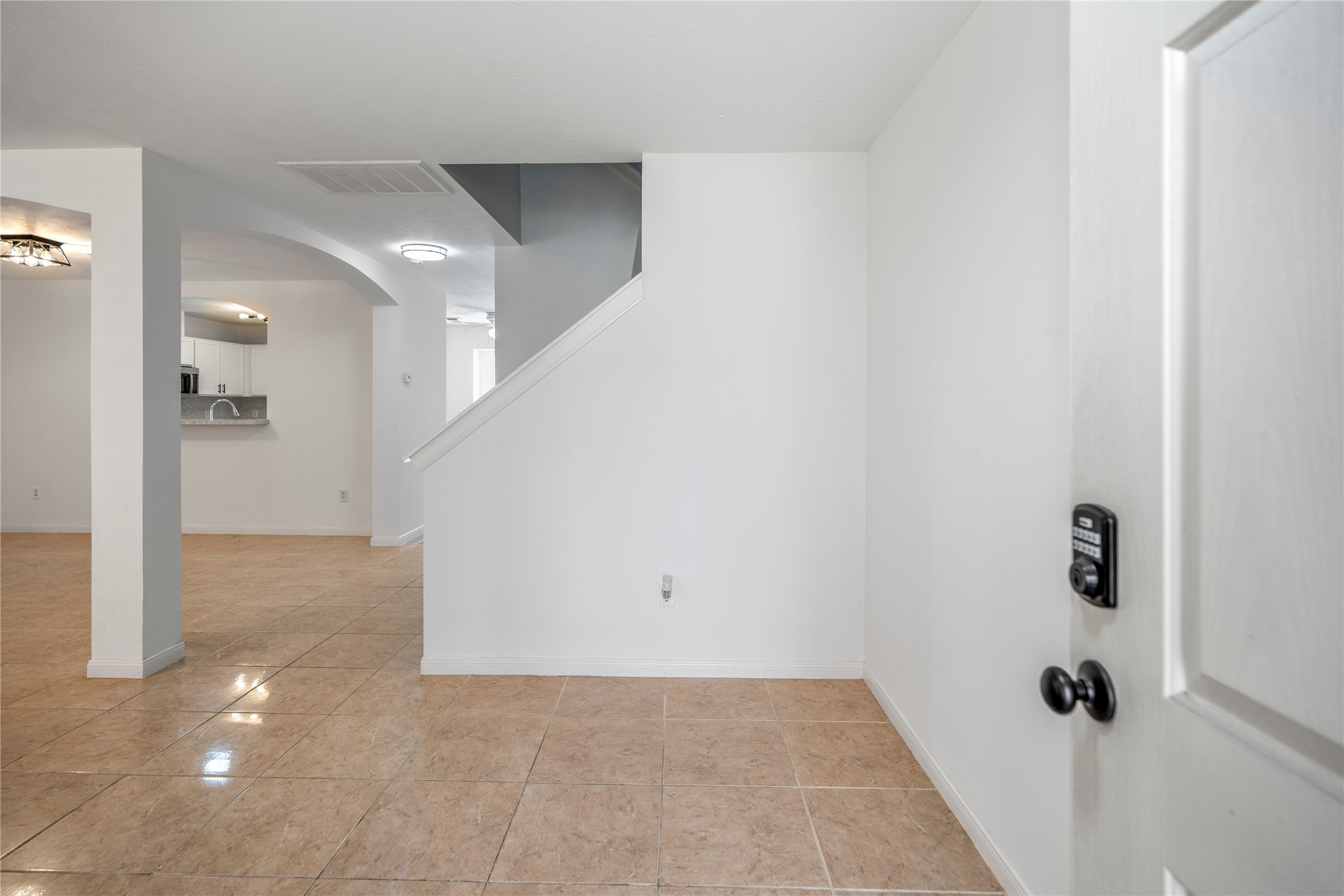 11735 Alief Clodine Road, Unit 20 Houston, TX 77072 - Photo 5 of 33 a view of a hallway