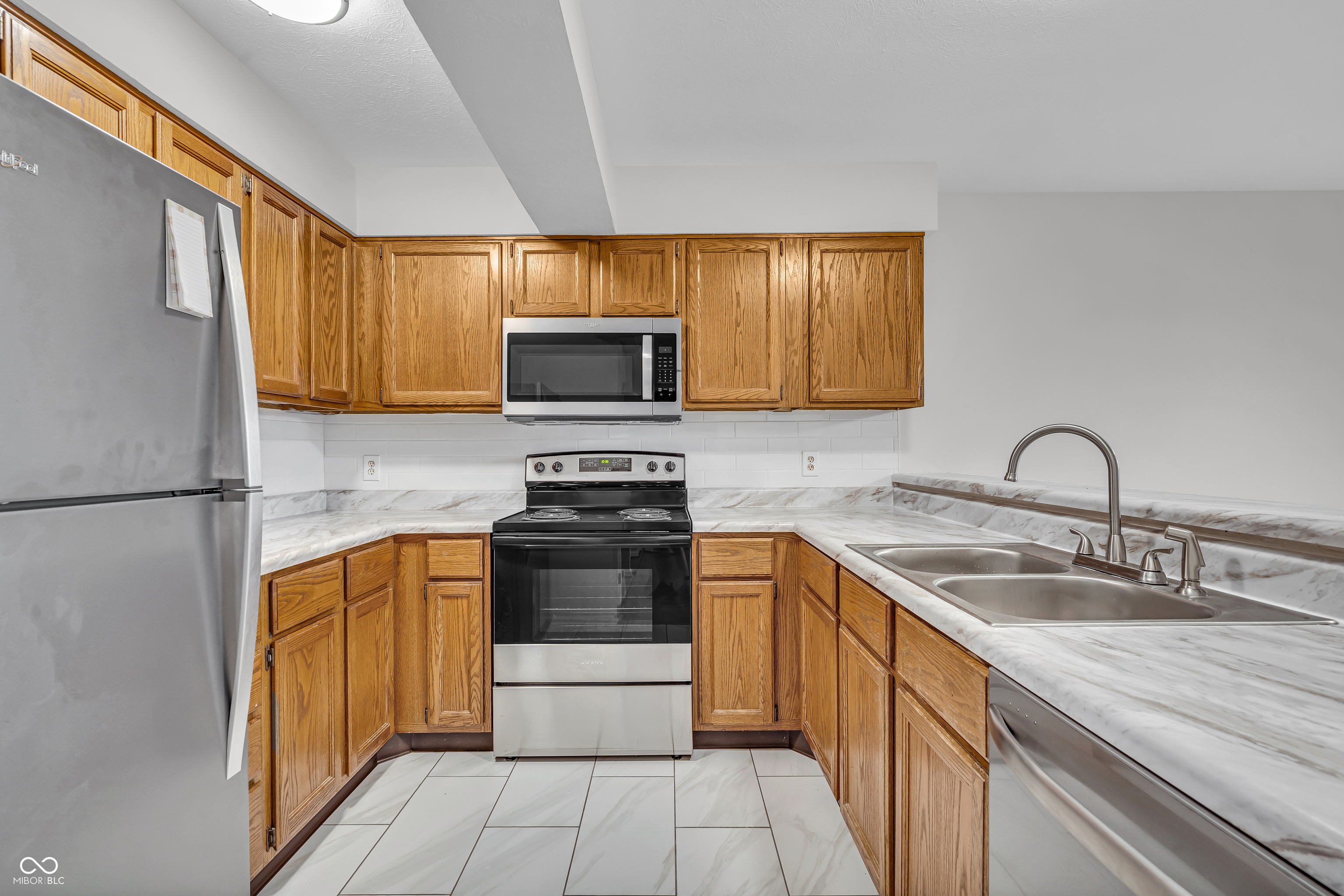 8176 Shorewalk Drive, Unit C Indianapolis, IN 46236 - Photo 12 of 29