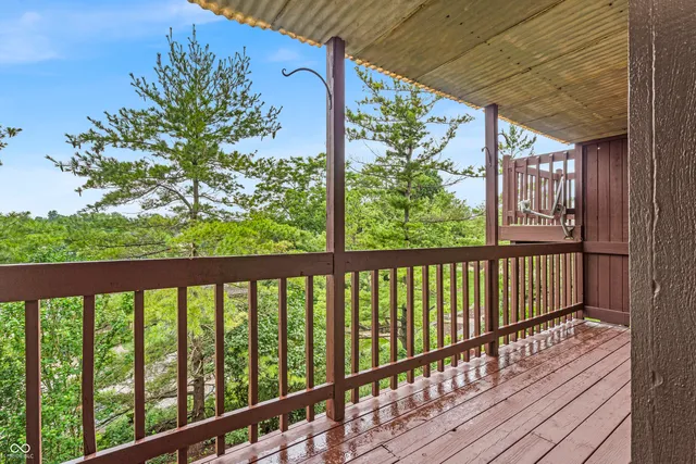 $165,000 | 8176 Shorewalk Drive, Unit C, Indianapolis, IN 46236