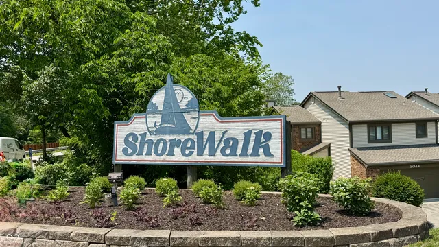 $165,000 | 8176 Shorewalk Drive, Unit C, Indianapolis, IN 46236