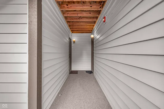 $165,000 | 8176 Shorewalk Drive, Unit C, Indianapolis, IN 46236