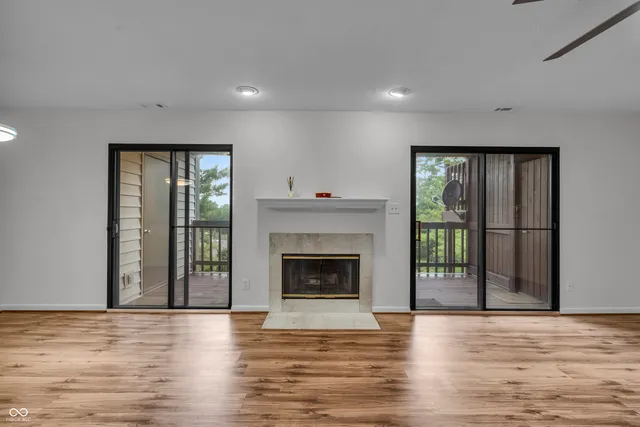 $165,000 | 8176 Shorewalk Drive, Unit C, Indianapolis, IN 46236