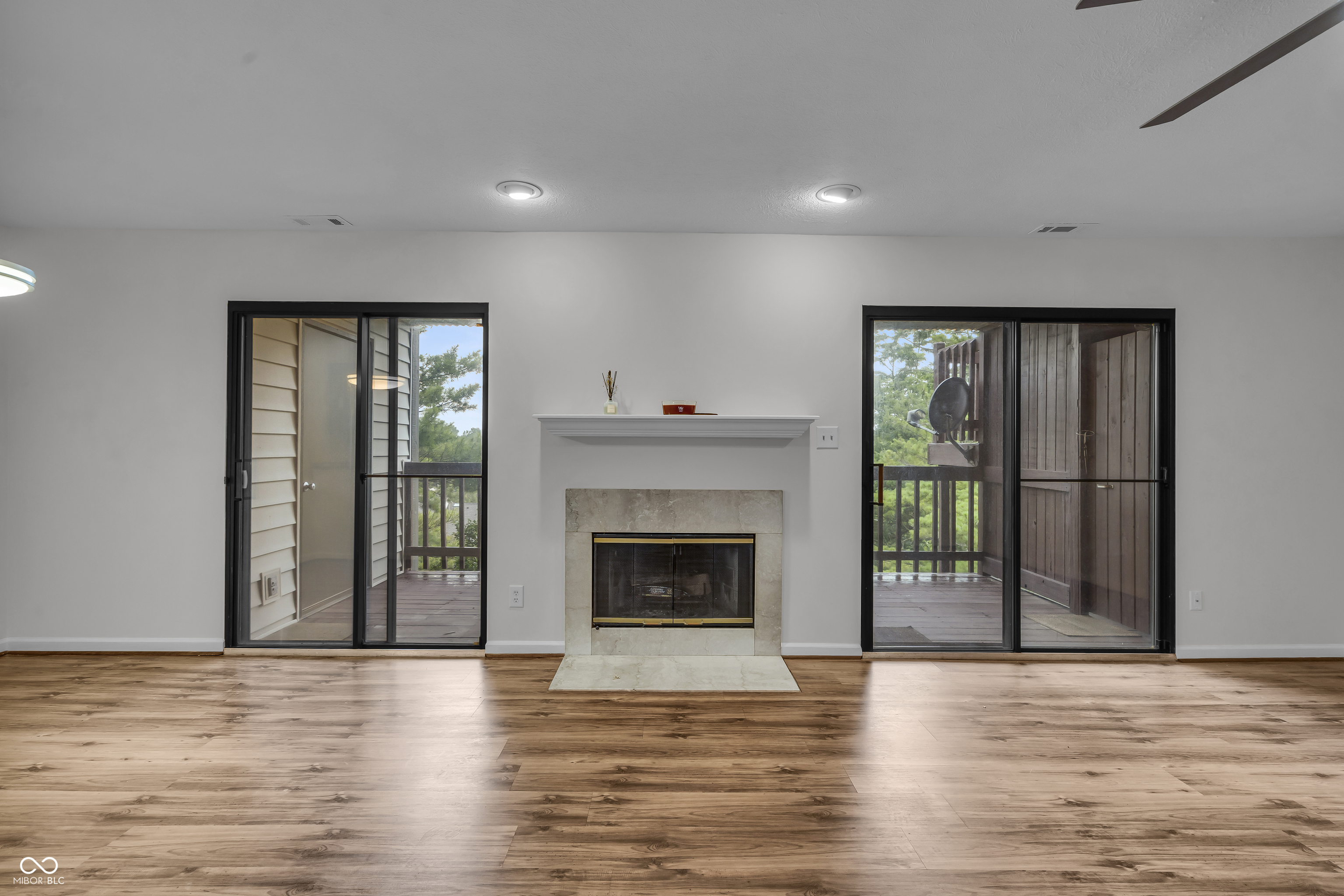 8176 Shorewalk Drive, Unit C Indianapolis, IN 46236 - Photo 6 of 29