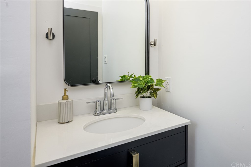 6116 Springvale Drive Los Angeles, CA 90042 - Photo 19 of 26