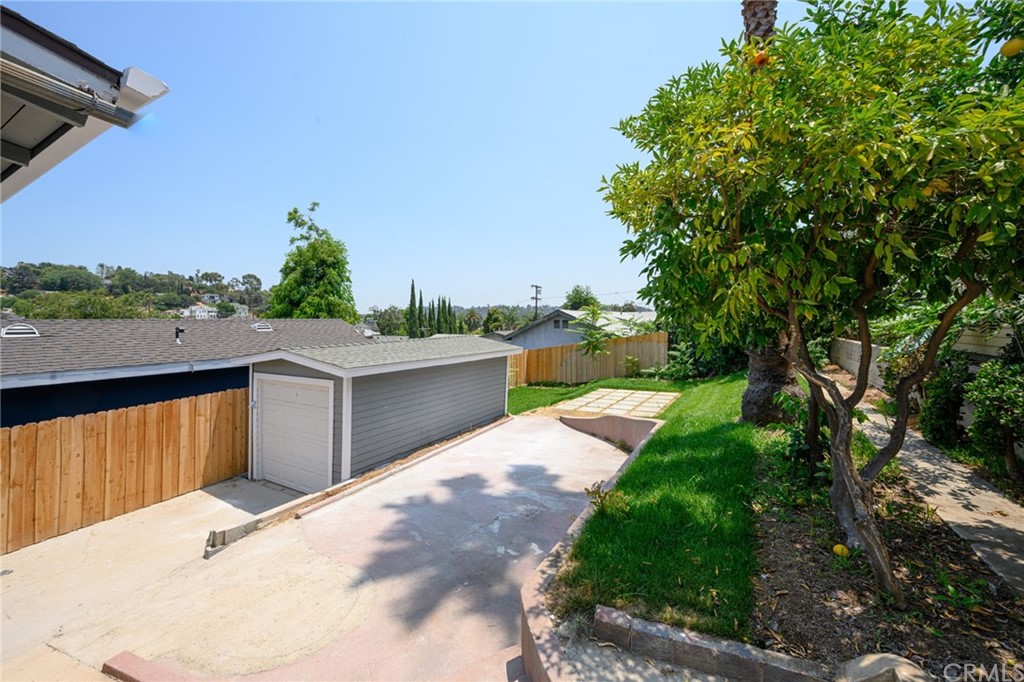6116 Springvale Drive Los Angeles, CA 90042 - Photo 23 of 26