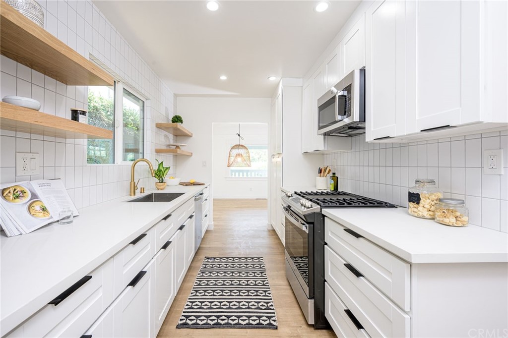 6116 Springvale Drive Los Angeles, CA 90042 - Photo 9 of 26