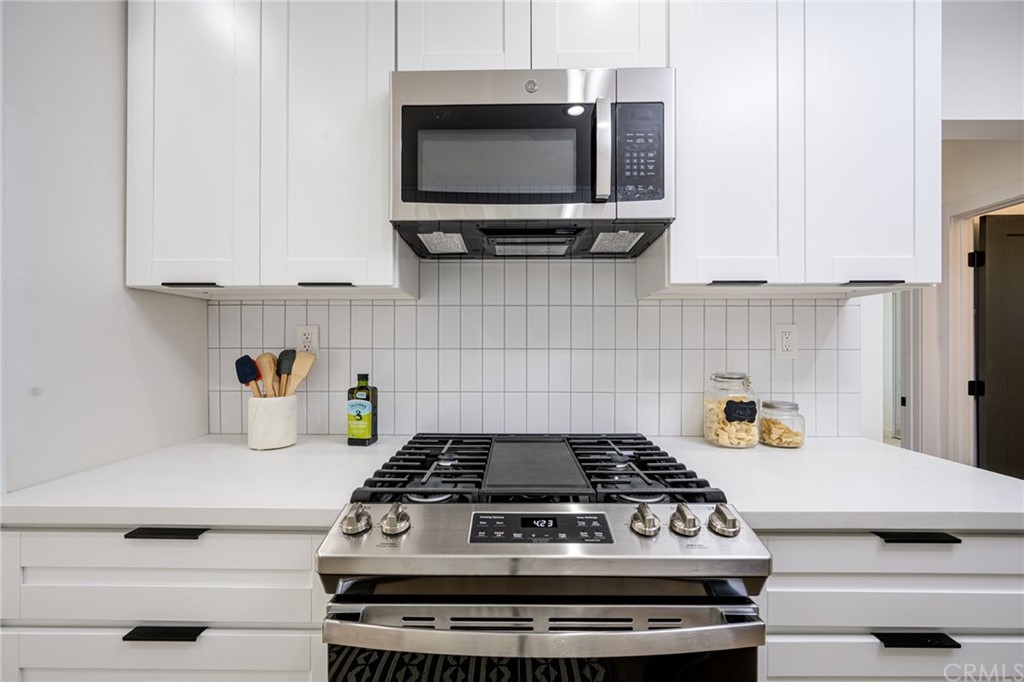 6116 Springvale Drive Los Angeles, CA 90042 - Photo 10 of 26