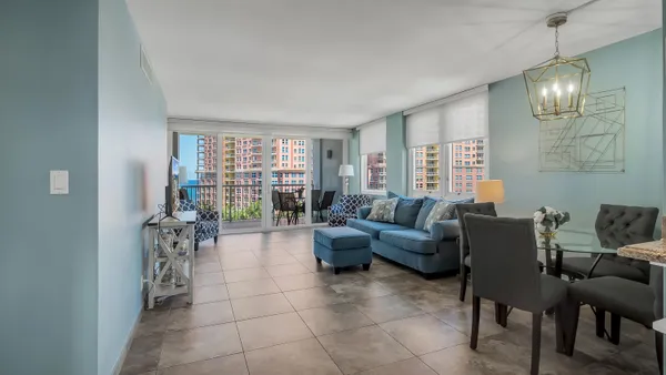 $3,200 | 2200 Northeast 33rd Avenue, Unit 10K, Fort Lauderdale, FL 33305