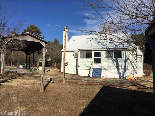 4111 Jackson Creek Road Denton, NC 27239 - Photo 2 of 9 Exterior Back.