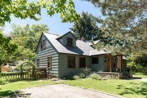 $1,150,000 | 611 3rd Avenue North, Hailey, ID 83333