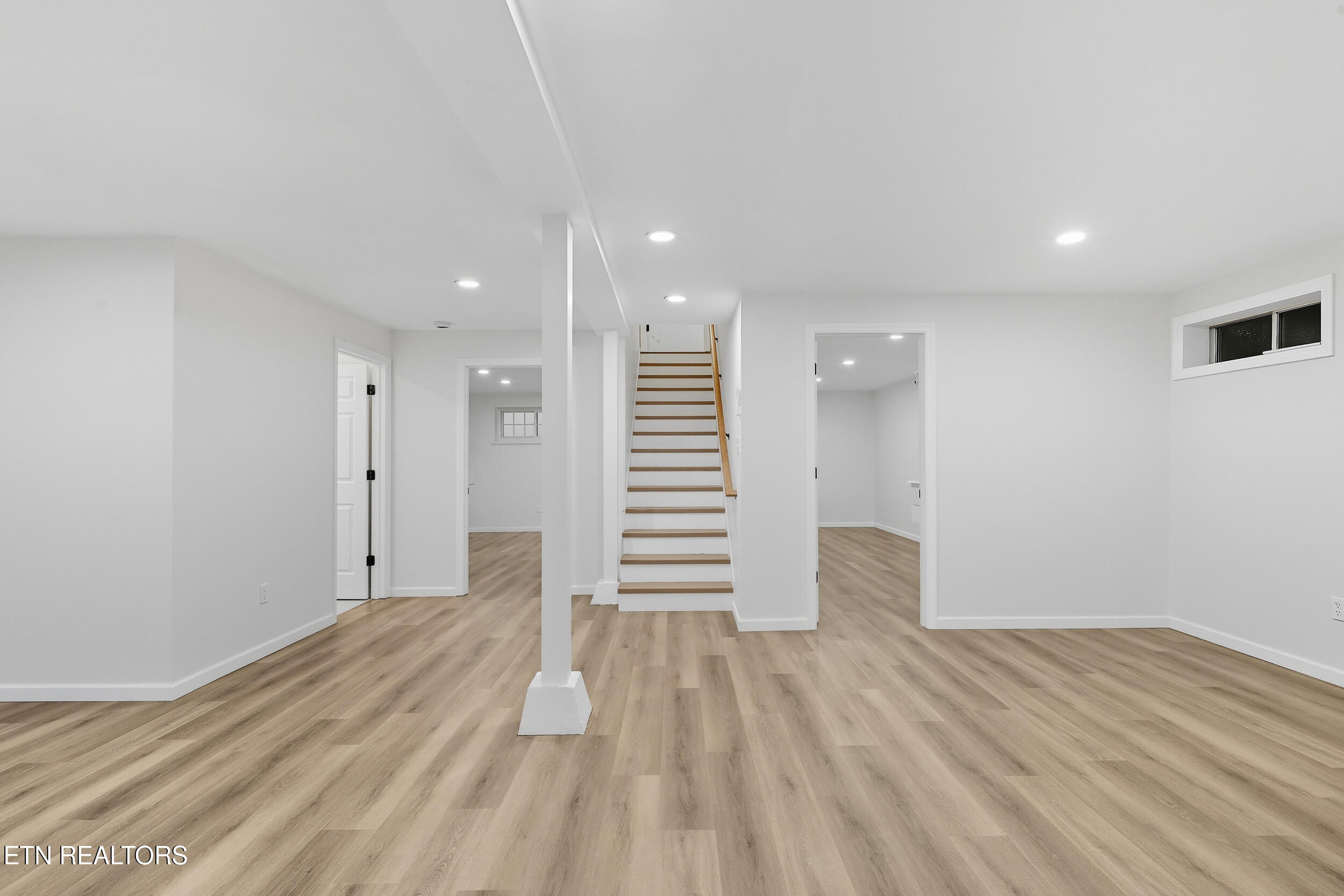 422 Overhill Road Knoxville, TN 37914 - Photo 22 of 32 38_0037