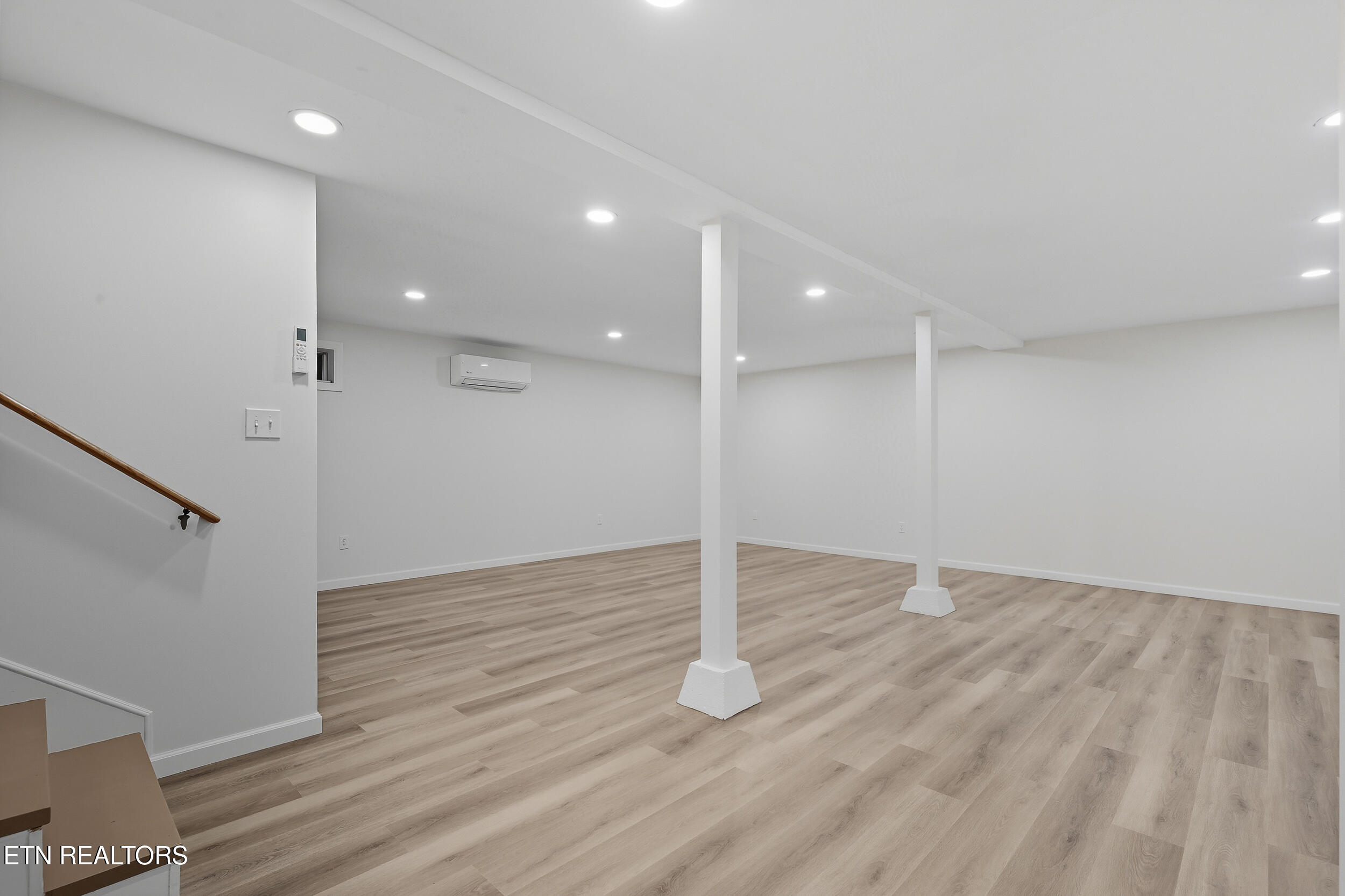 422 Overhill Road Knoxville, TN 37914 - Photo 23 of 32 35_0034