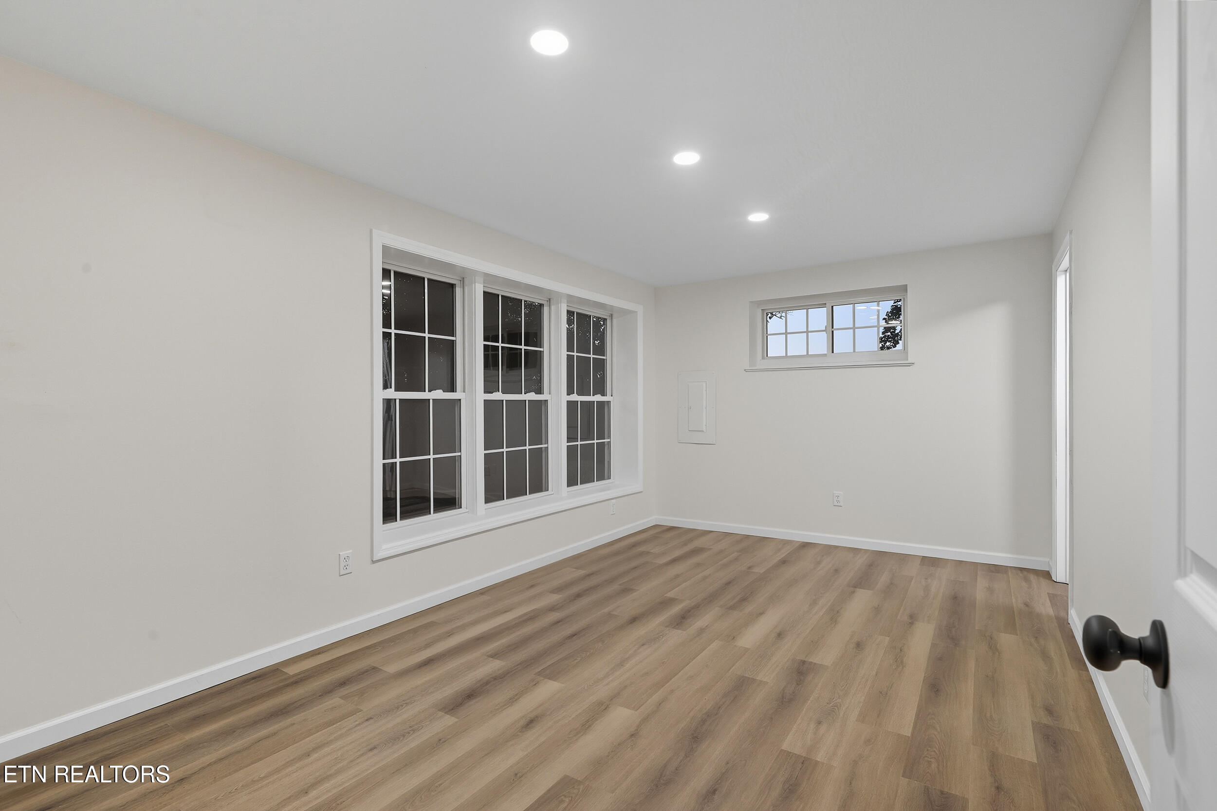 422 Overhill Road Knoxville, TN 37914 - Photo 26 of 32 39_0038