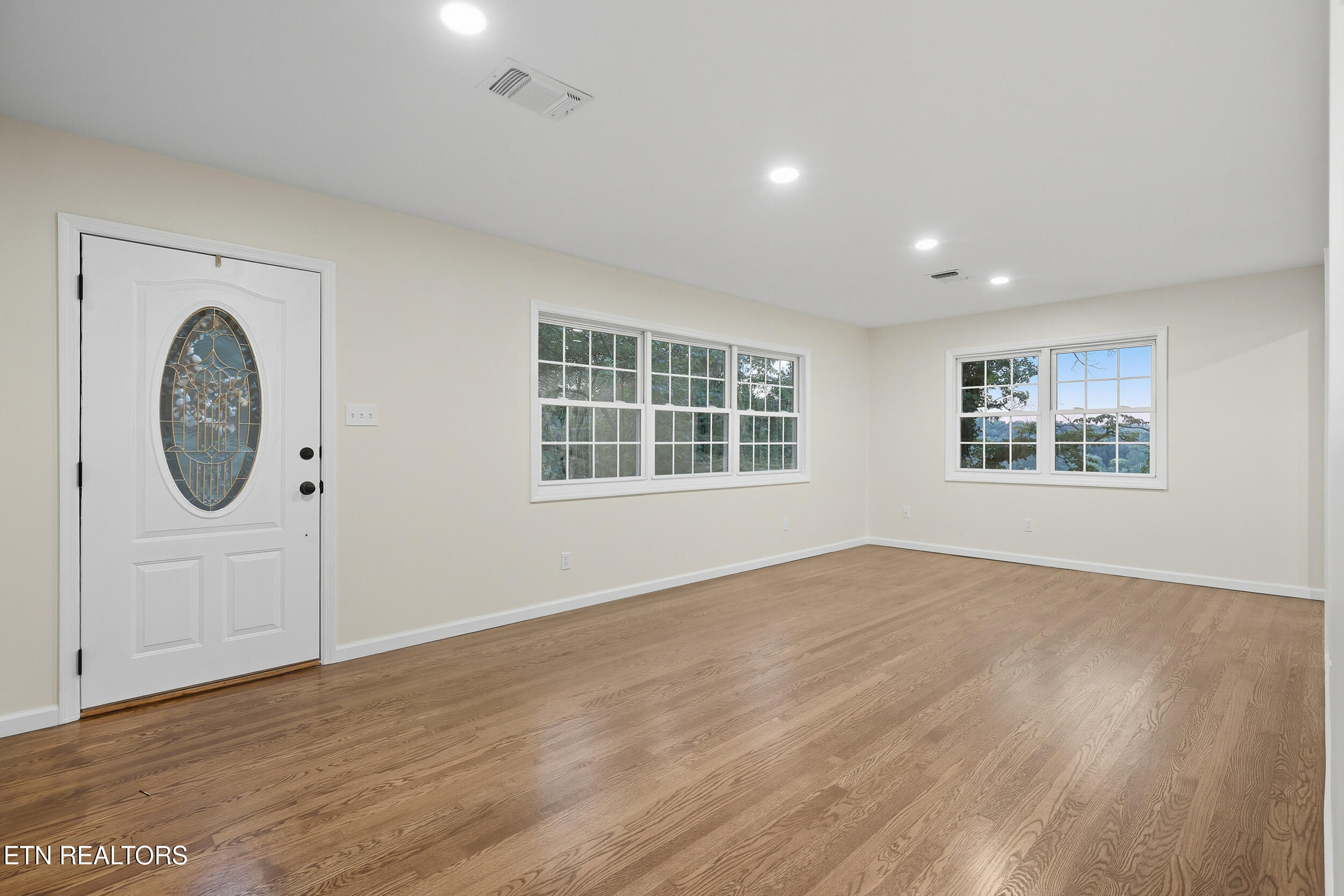 422 Overhill Road Knoxville, TN 37914 - Photo 8 of 32 18_0017