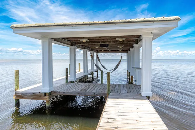 $3,995,000 | 4567 Landfall Court, Destin, FL 32541