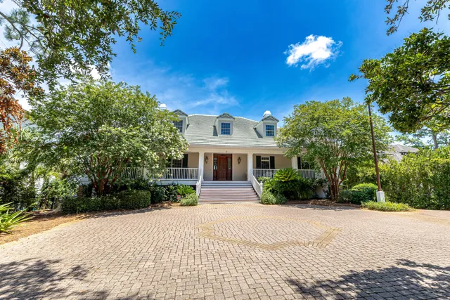 $3,995,000 | 4567 Landfall Court, Destin, FL 32541