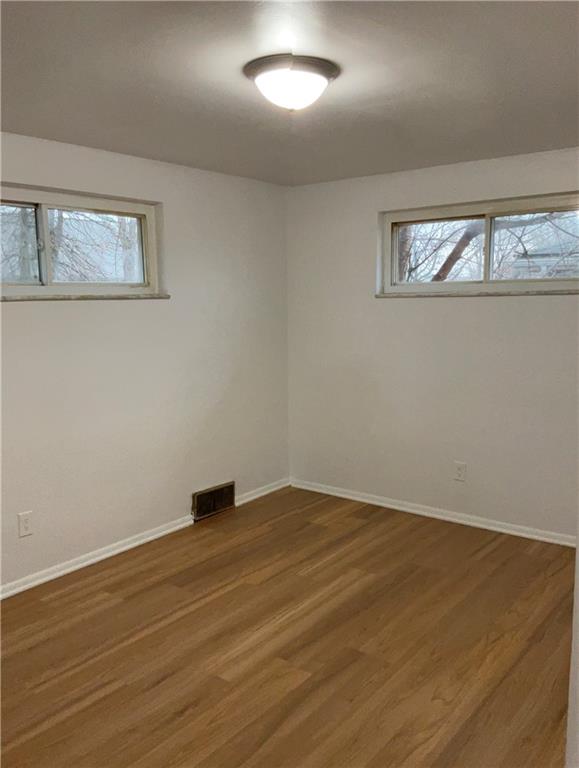 214 Erwin Place McKees Rocks, PA 15136 - Photo 11 of 16