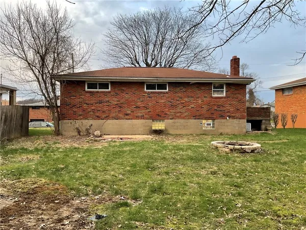 $1,750 | 214 Erwin Place, McKees Rocks, PA 15136