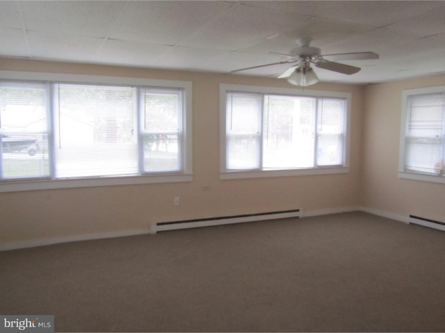 702 Uranus Road Millville, NJ 08332 - Photo 6 of 25 Gallery Image 6