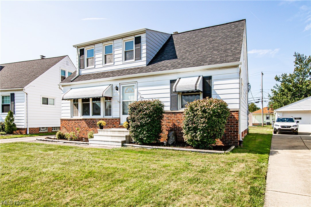 648 Pendley Road Willowick, OH 44095 - Photo 28 of 35 View of front of the home with a front lawn