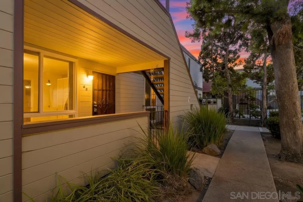 3333 Ruffin Road, Unit 4S San Diego, CA 92123 - Photo 32 of 34 a pathway of a house