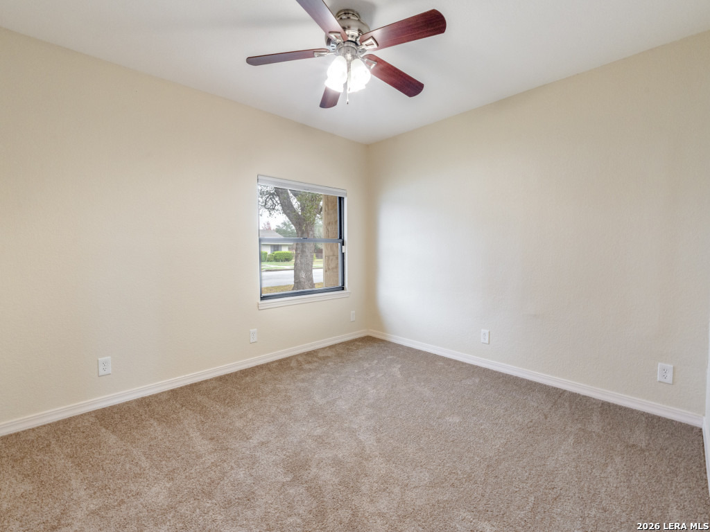 953 East Cedar Street Seguin, TX 78155 - Photo 16 of 41