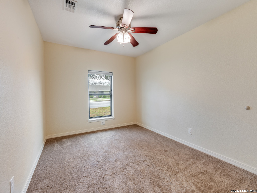 953 East Cedar Street Seguin, TX 78155 - Photo 22 of 41