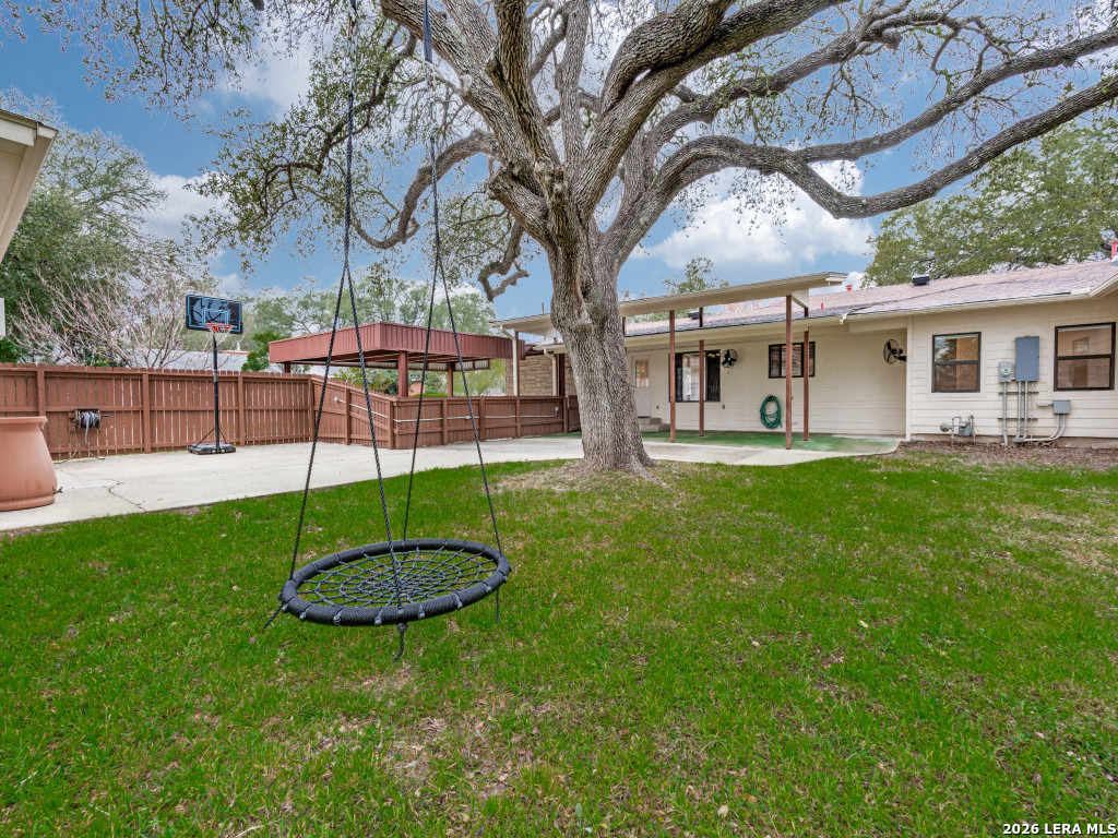 953 East Cedar Street Seguin, TX 78155 - Photo 26 of 41