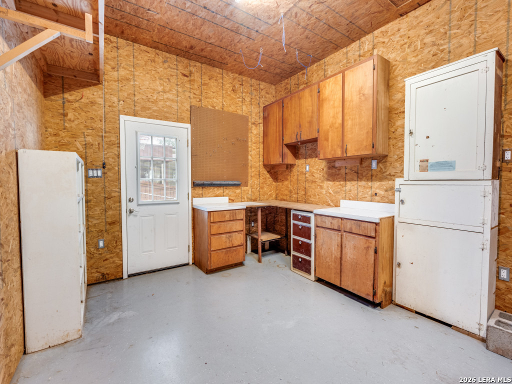 953 East Cedar Street Seguin, TX 78155 - Photo 35 of 41