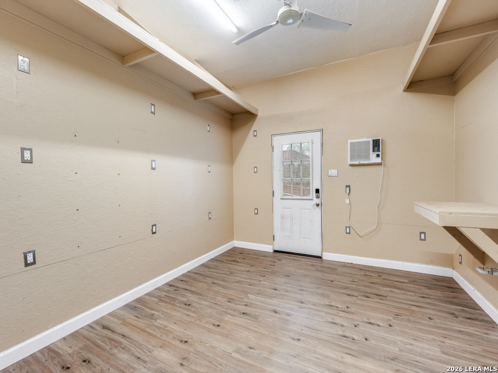 953 East Cedar Street Seguin, TX 78155 - Photo 37 of 41