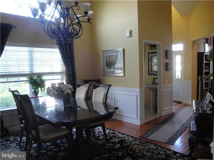 13 Pine Valley Road Berlin, NJ 08009 - Photo 6 of 24 Dining Room
