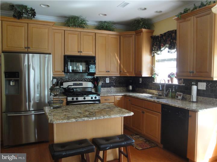 13 Pine Valley Road Berlin, NJ 08009 - Photo 8 of 24 Kitchen