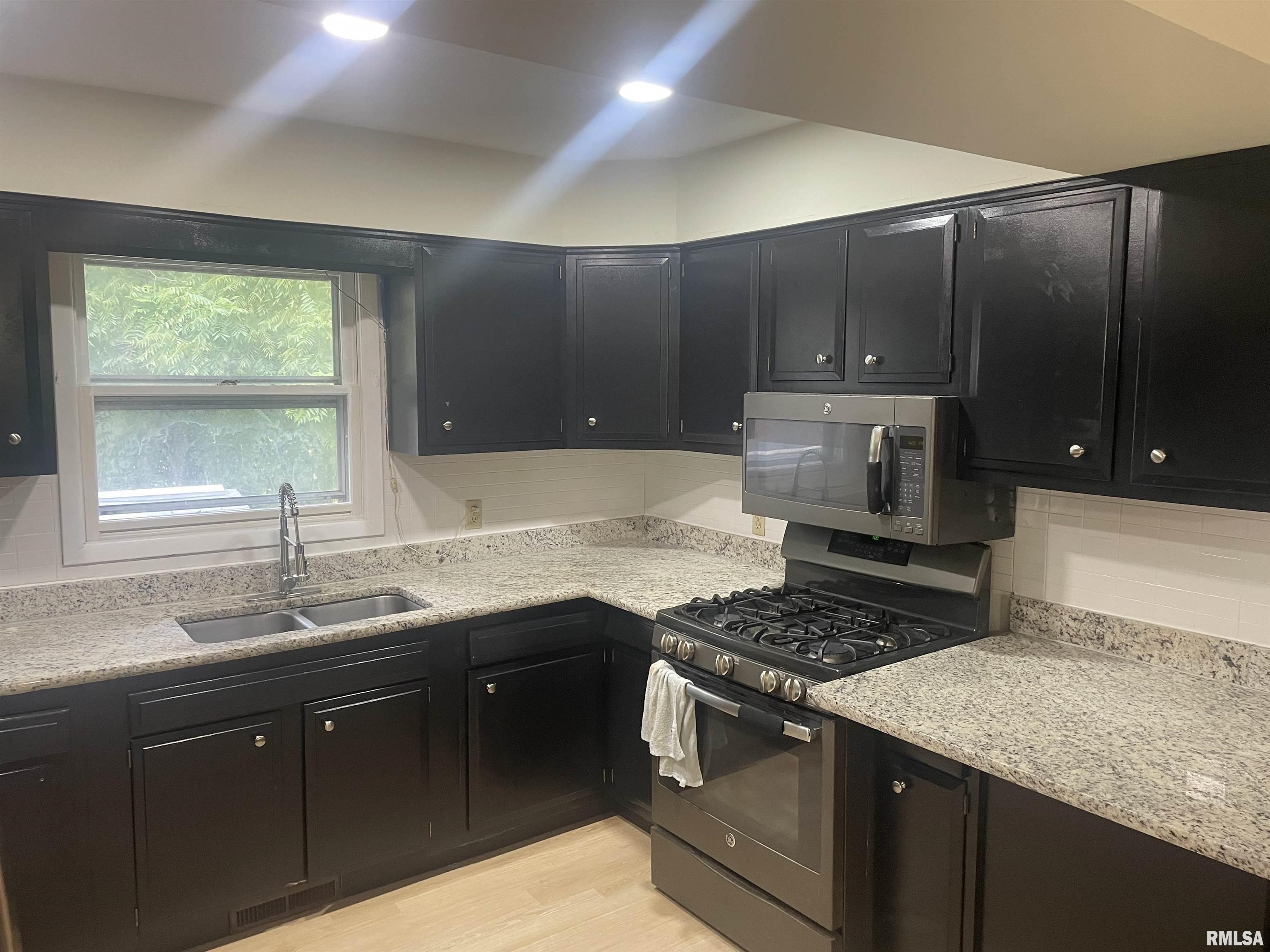5 Timberline Drive Springfield, IL 62711 - Photo 4 of 12