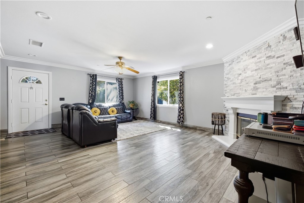 2851 Pleasant Street Riverside, CA 92507 - Photo 5 of 53