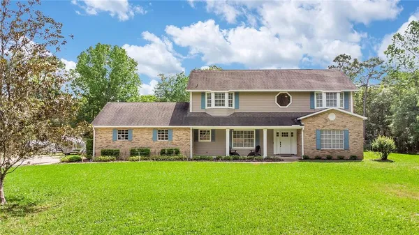 $899,999 | 4015 Iron Bridge Road, Oviedo, FL 32765