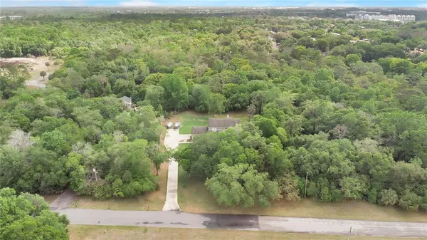 $899,999 | 4015 Iron Bridge Road, Oviedo, FL 32765