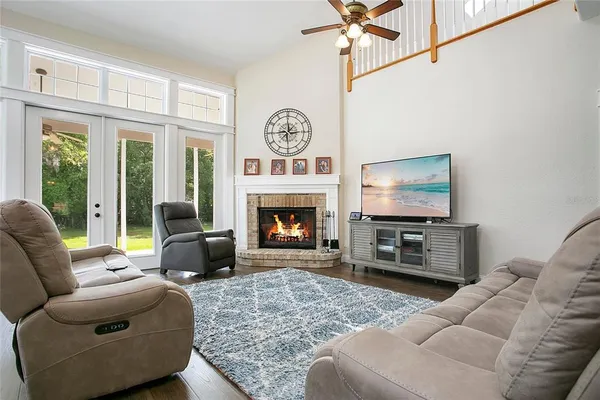 $899,999 | 4015 Iron Bridge Road, Oviedo, FL 32765